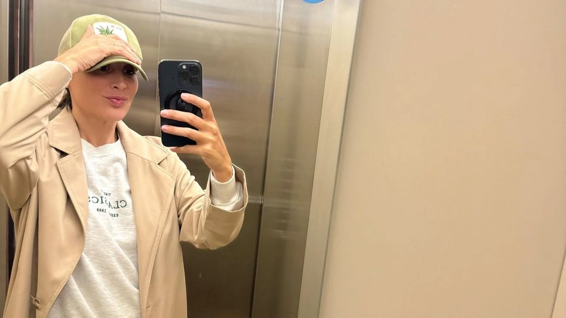 Tamara Falcó con look casual.