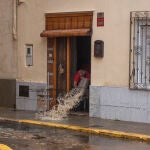 Emergencias eleva a roja la alerta por lluvias en todo el litoral e interior norte de Valencia