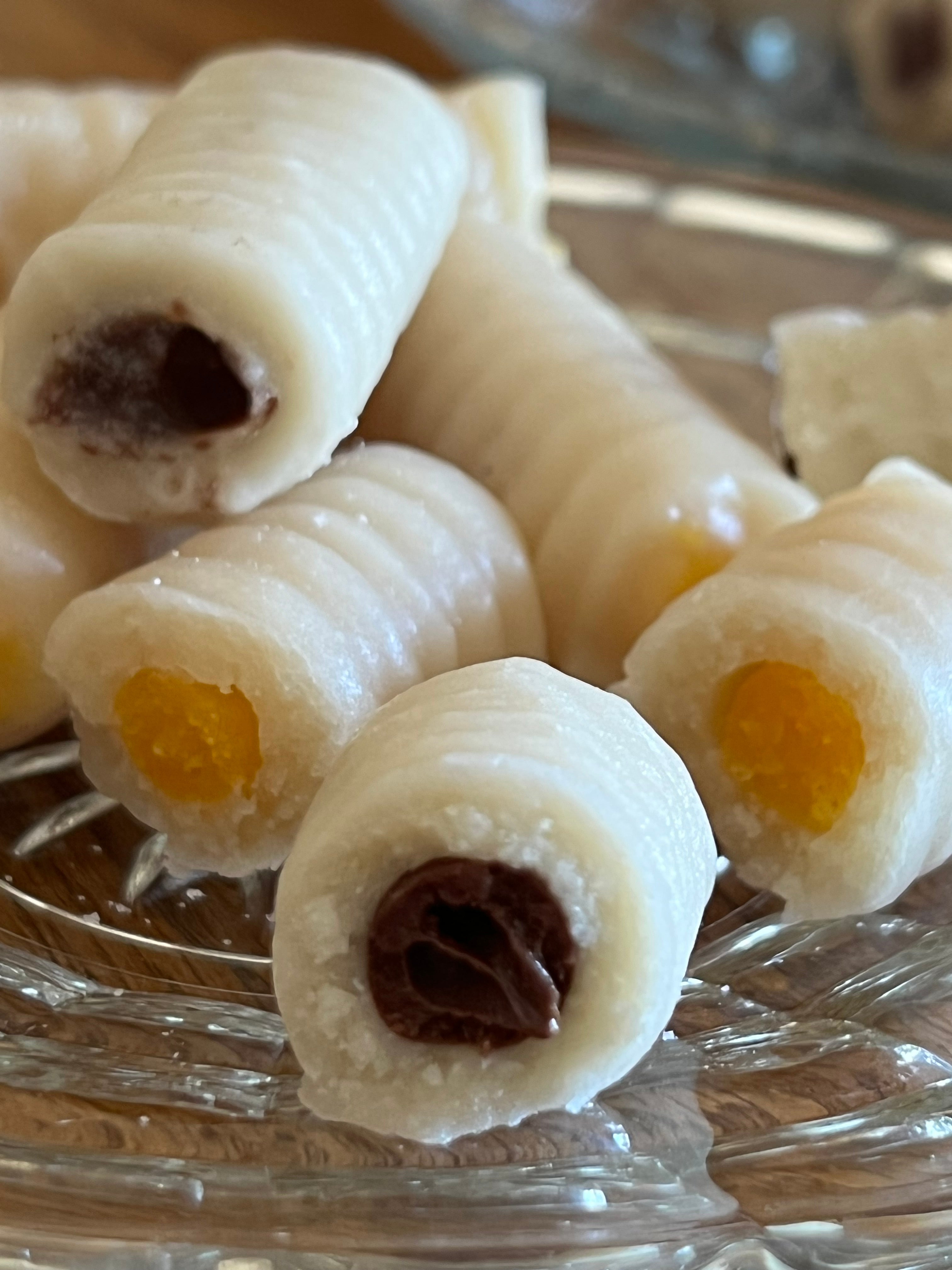 ¿Dónde comprar huesos de santo y buñuelos en Madrid?