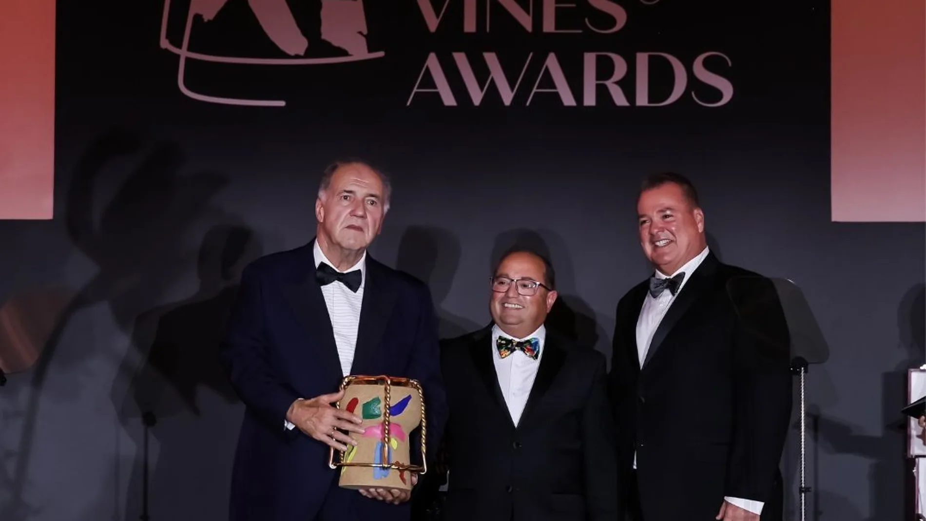 Vega Sicilia gana el “Óscar del vino”