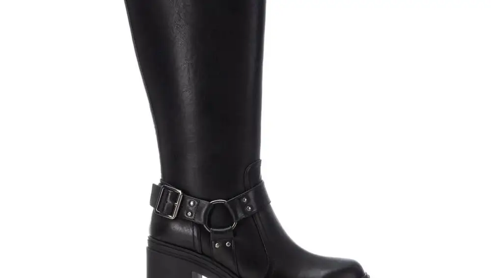 Botas moteras negras de tacón, de Refresh (69,95 euros)