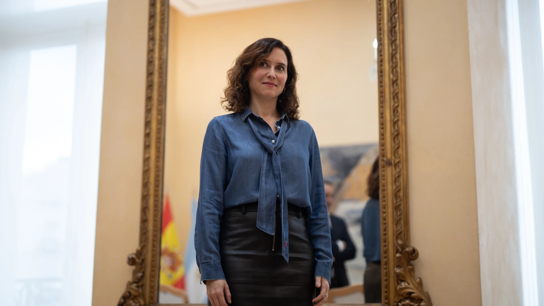 La presidenta de la Comunidad de Madrid, Isabel Díaz Ayuso, durante el encuentro con el jefe de Gobierno de la Ciudad Autónoma de Buenos Aires, Jorge Macri, en la Real Casa de Correos en la Puerta del Sol, a 30 de octubre de 2024, en Madrid (España). 30 OCTUBRE 2024 Alejandro Martínez Vélez / Europa Press 30/10/2024