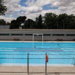 La Comunidad aprueba el decreto que actualiza la normativa de piscinas para aumentar la protección de los usuarios