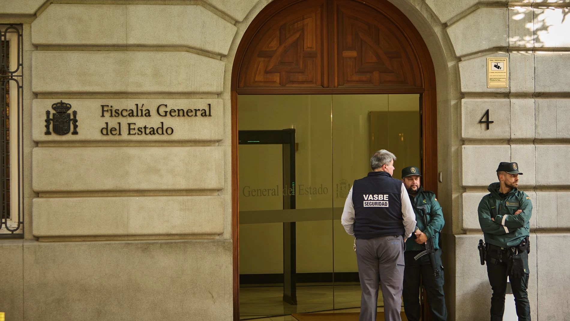 Registro del despacho de fiscal García Ortiz, en la fiscalía general del estado© Alberto R. Roldán / Diario La Razón. 30 10 2024