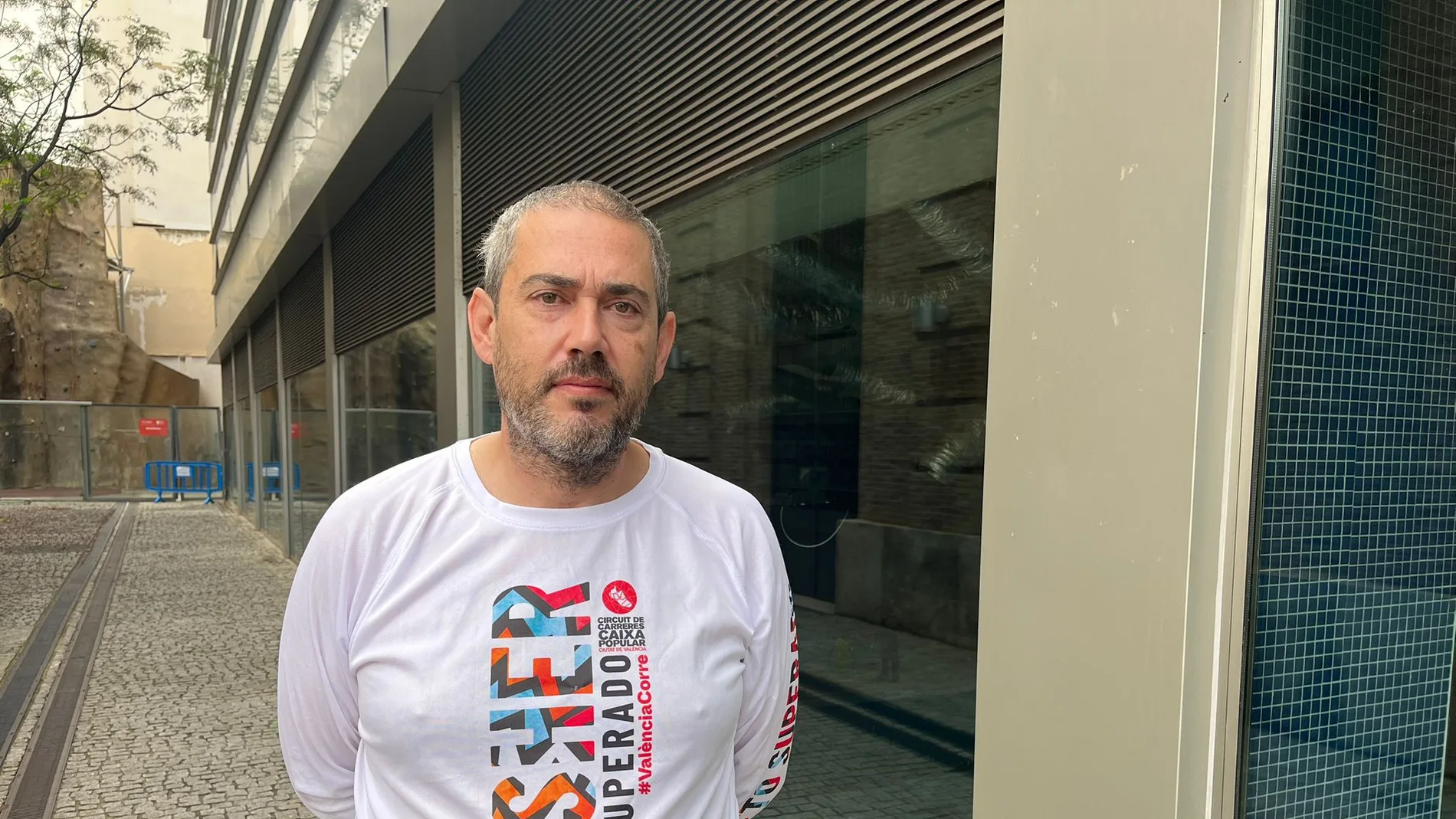 Enrique, un vecino de Paiporta que pasó 4 horas atrapado en la furgoneta