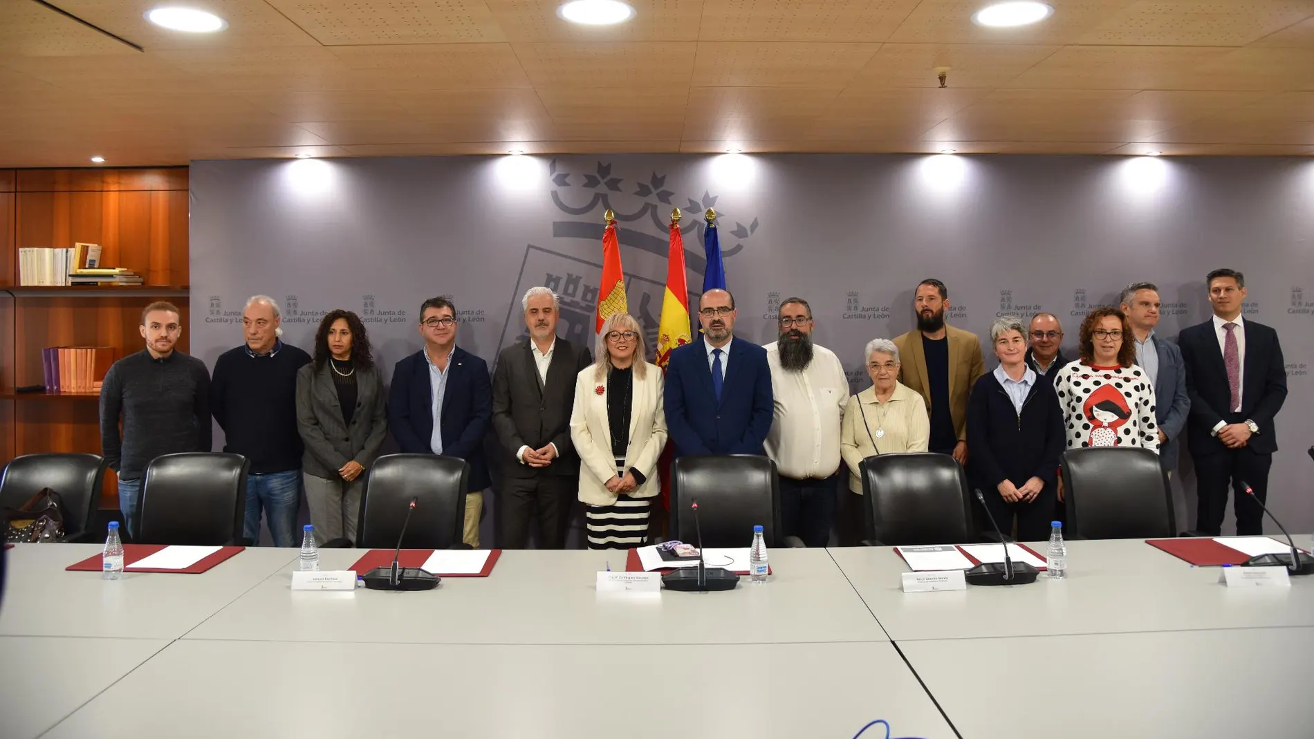 Reunión de la Junta con las entidades implicadas en el proyecto
