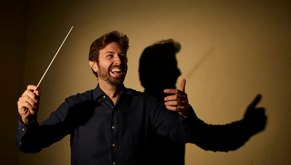 Entrevista con el director de orquesta Fernando Furones. © Alberto R. Roldán / Diario La Razón.