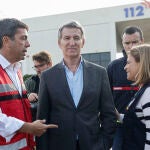 Núñez Feijóo visita el Centro de Coordinación de Emergencias de la Comunitat Valenciana