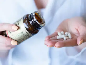 El medicamento produjo una reducción significativa de la fatiga al día 60 de su toma El medicamento produjo una reducción significativa de la fatiga al día 60 de su toma