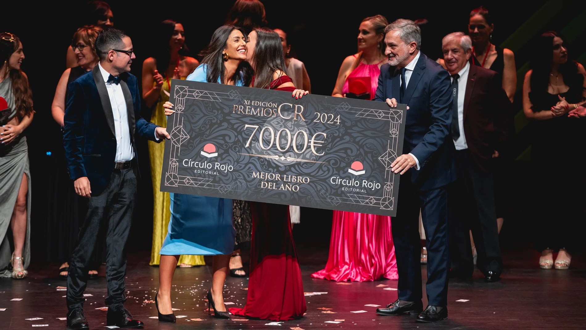 La entrega del premio a la mejor obra de autopublicación, que recayó en "Josefa y su aquelarre", de Mary Jiménez