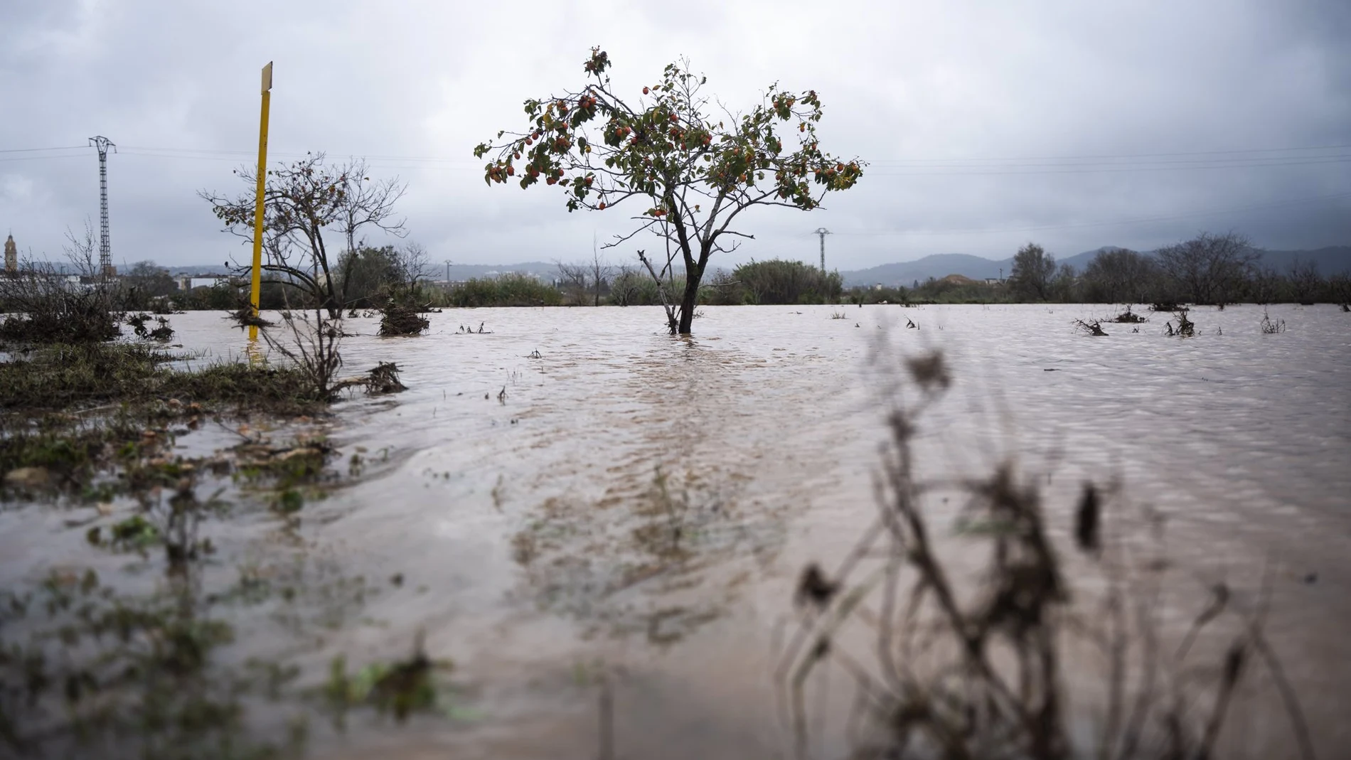 Temporal.- Emergencias rebaja a amarillo la alerta por lluvias en el interior norte y litoral de Castellón