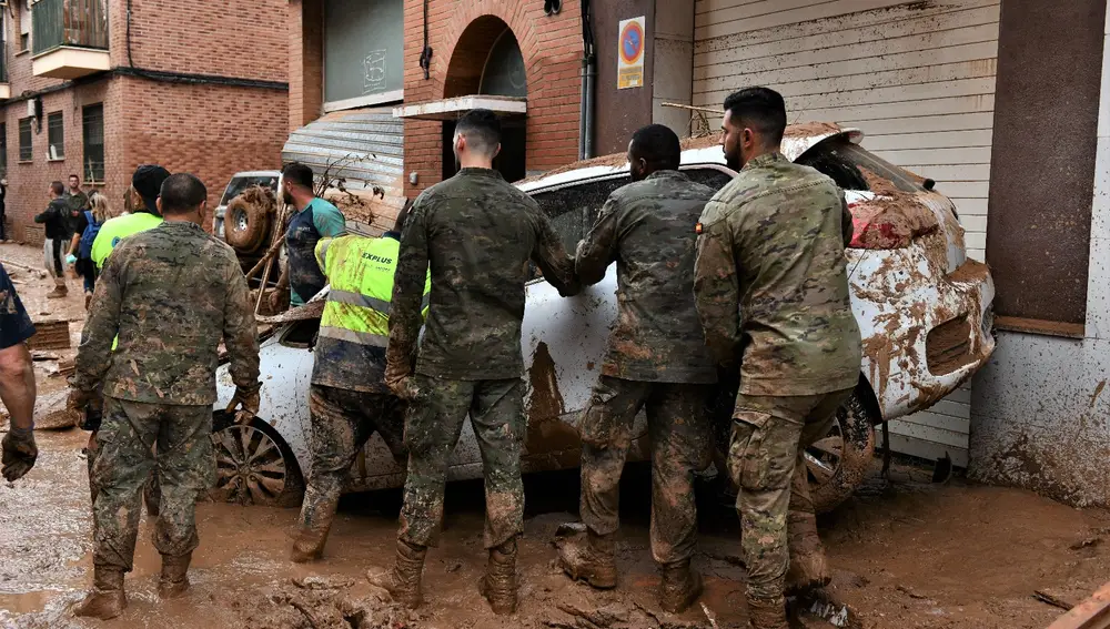 Efectivos del Ejército de Tierra en una de las zonas afectadas