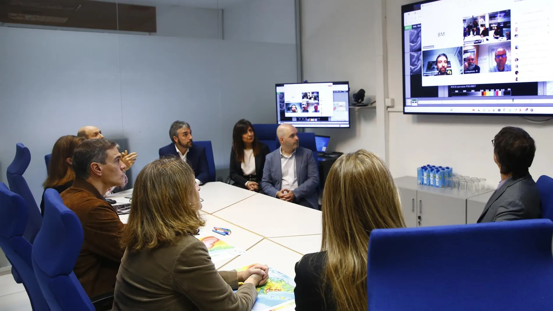 Temporal.- Sánchez visita la AEMET, destaca su labor de predicción y pide precaución porque "la DANA no ha terminado"