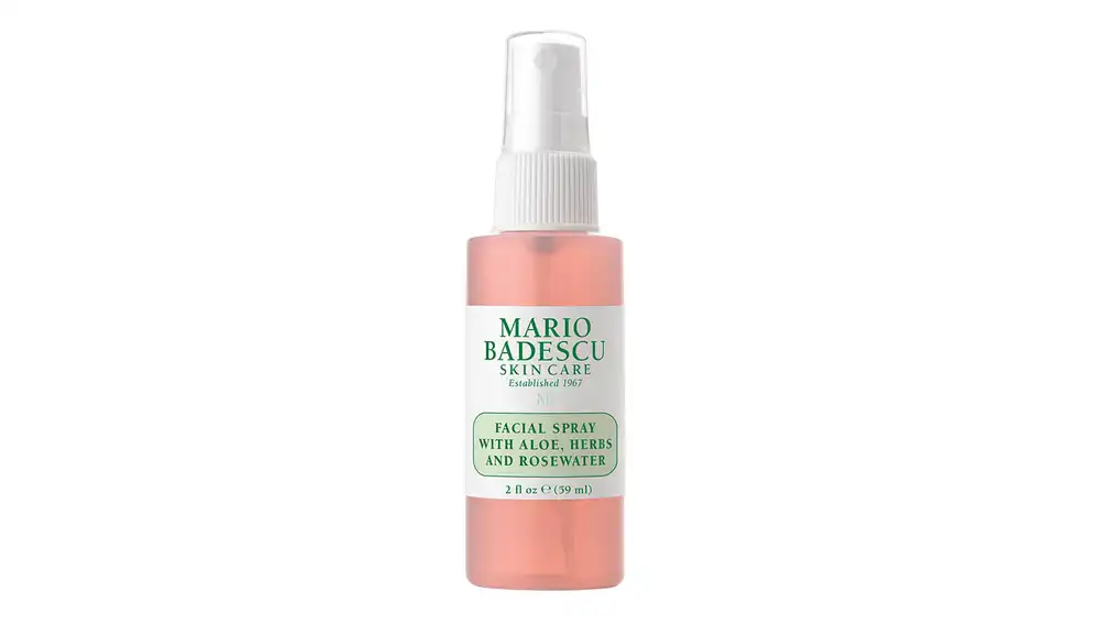 Spray facial.