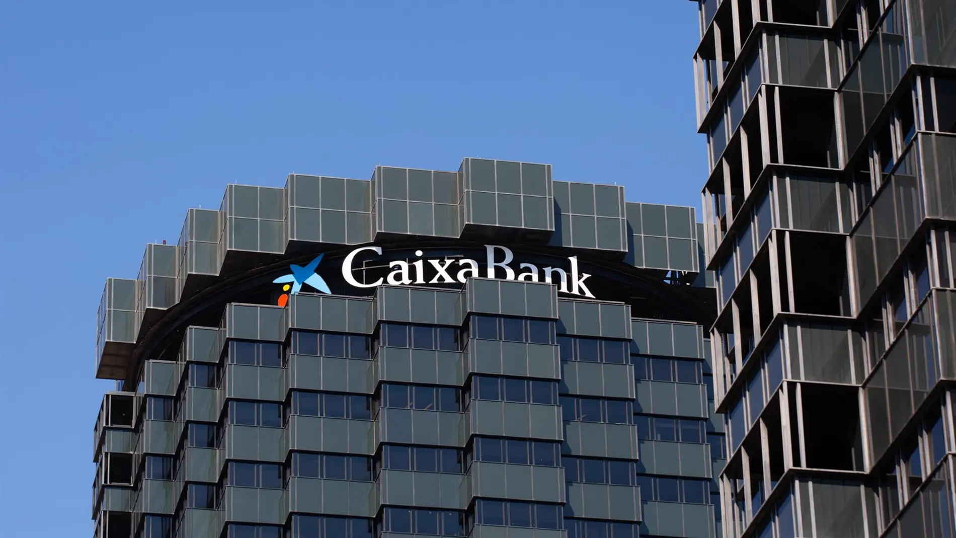 CaixaBank apoya a los damnificados por el temporal DANA