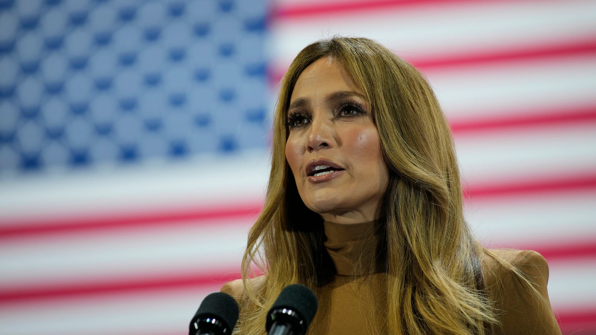 Jennifer Lopez speaks ahead of Democratic presidential nominee Vice President Kamala Harris at a campaign rally Thursday, Oct. 31, 2024, in North Las Vegas, Nev. (AP Photo/John Locher)