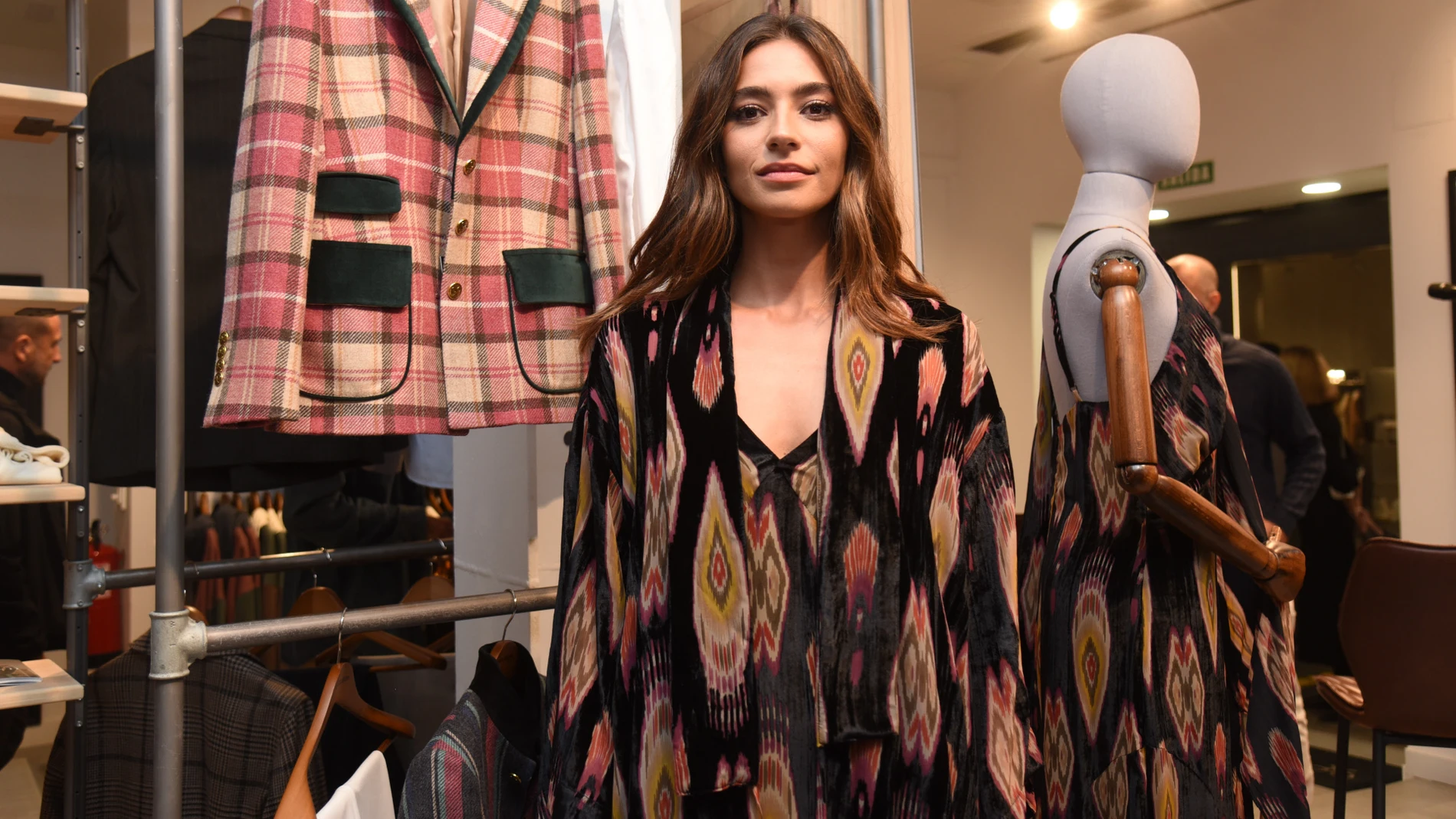 Rocío Crusset con look de invitada perfecta.