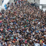 Una marea de voluntarios en Valencia