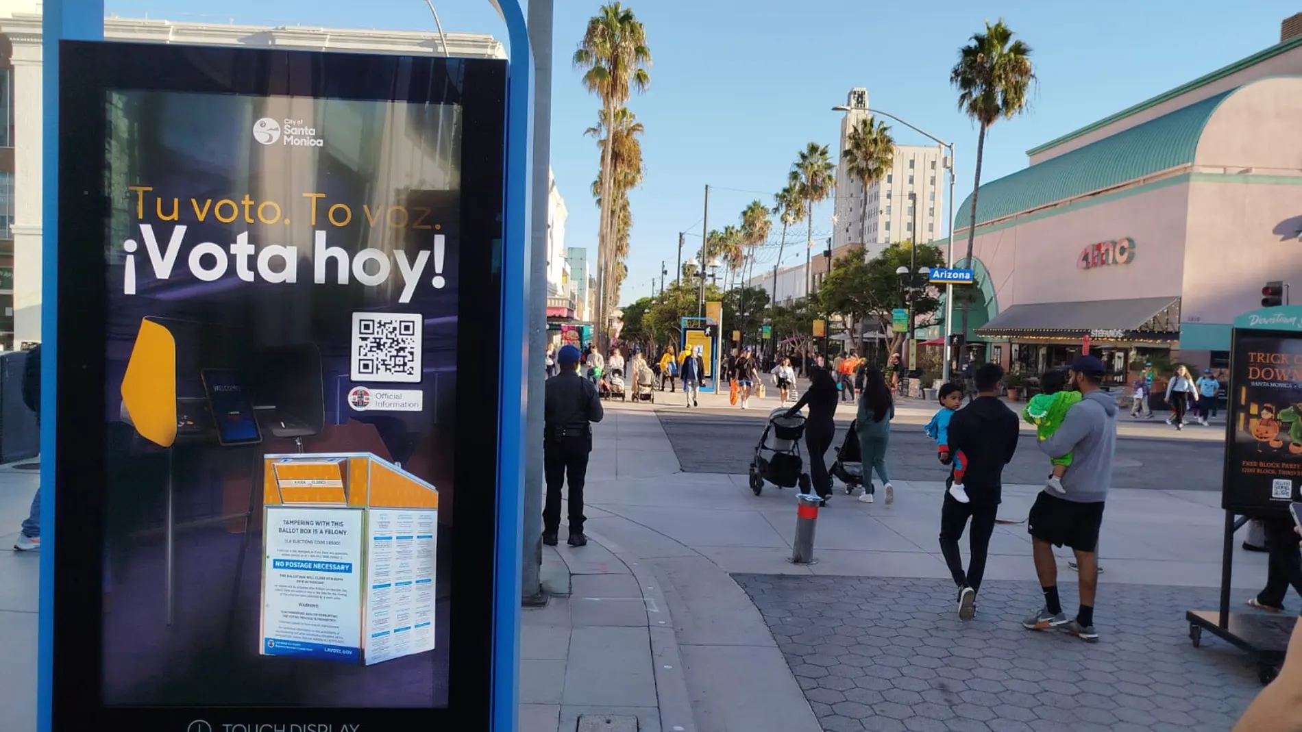 El voto latino pierde la fe en Harris y mira de reojo a Trump: "Nos sentimos ciudadanos de segunda"