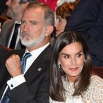 Los Reyes, Don Felipe VI y Doña Letizia, emiten un comunicado tras las consecuencias de la DANA