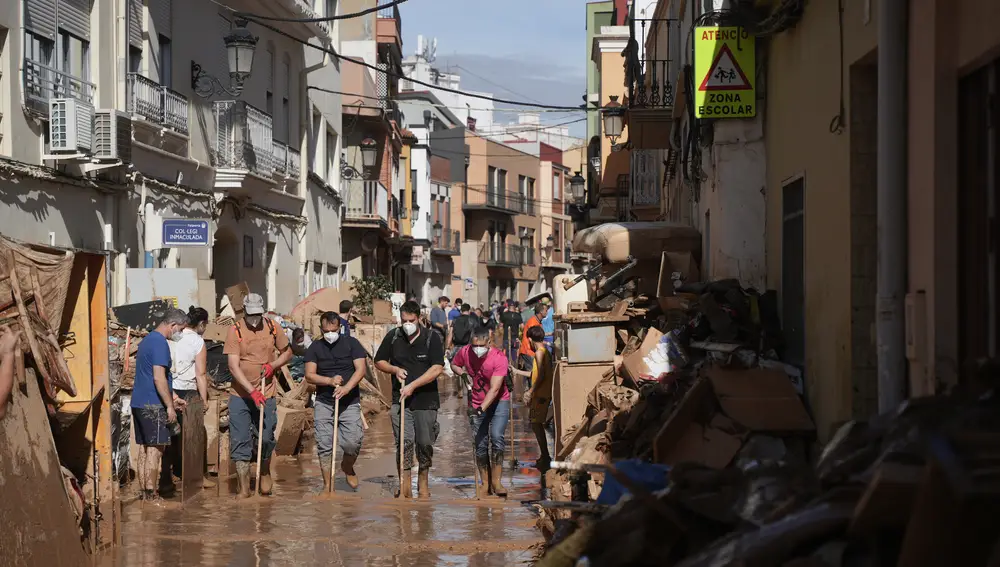 Estragos de la DANA en las calles de Paiporta (Valencia), a 2 de noviembre de 2024