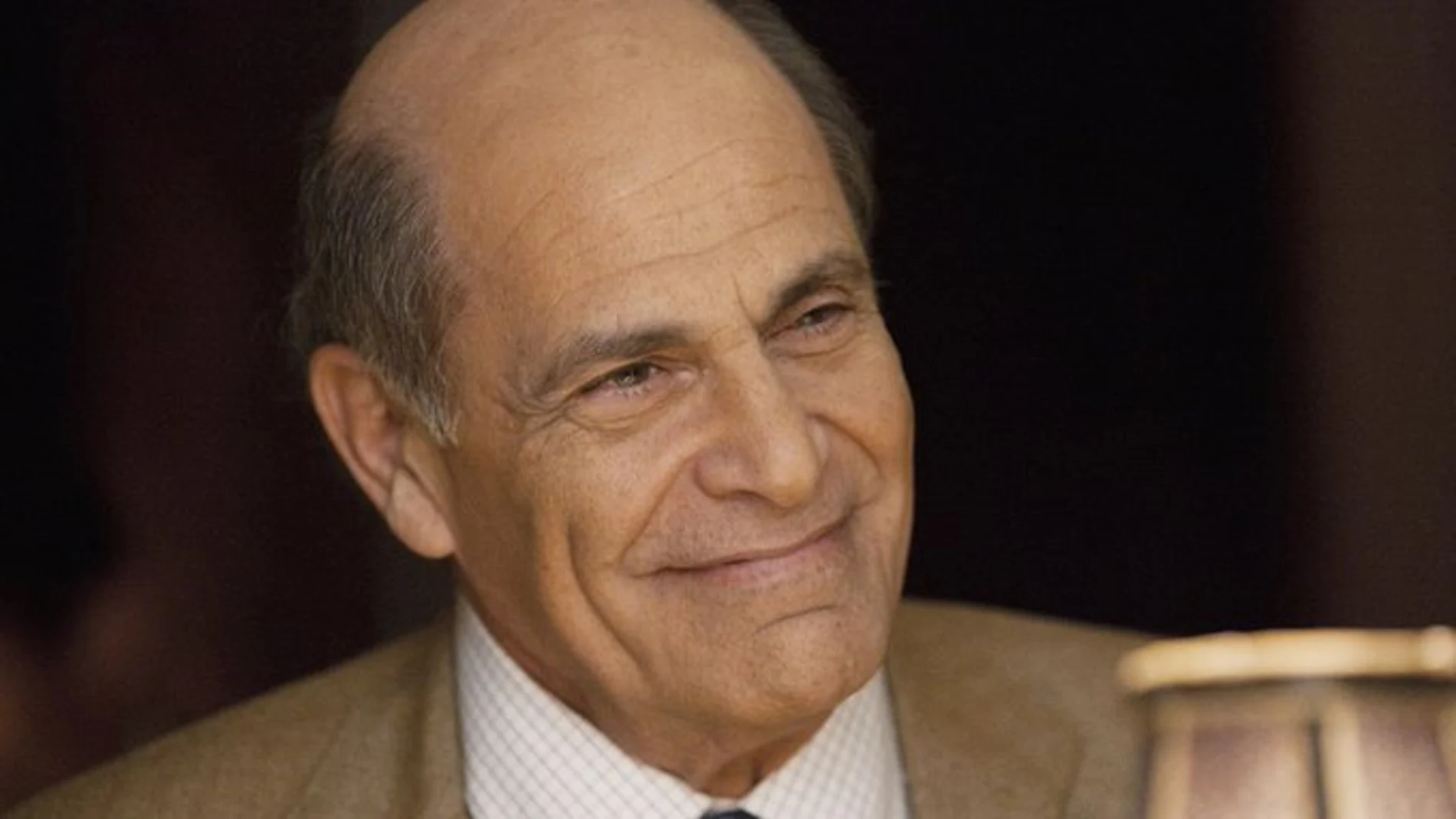 Muere Alan Rachins, icónico actor de “LA Law” y “Dharma & Greg”, a los 82 años