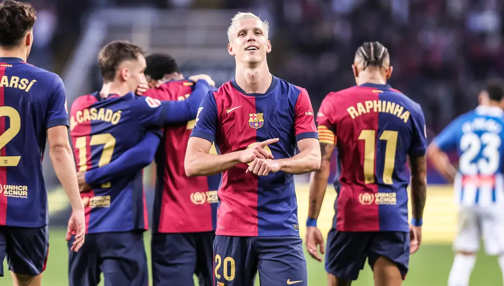 Dani Olmo celebrando un gol con el FC Barcelona.