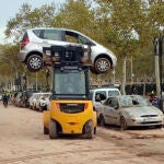 Dispositivo de la Junta de Castilla y León trabajan en las tareas de limpieza de la DANA en Valencia