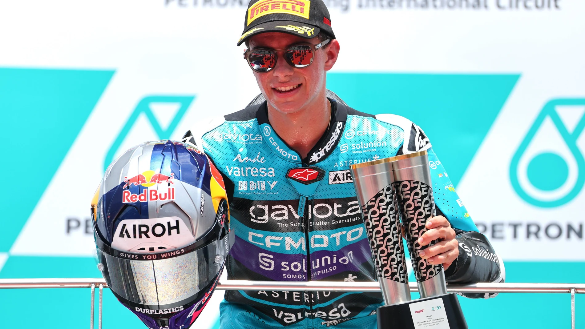 David Alonso, en el podio del circuito de Sepang
