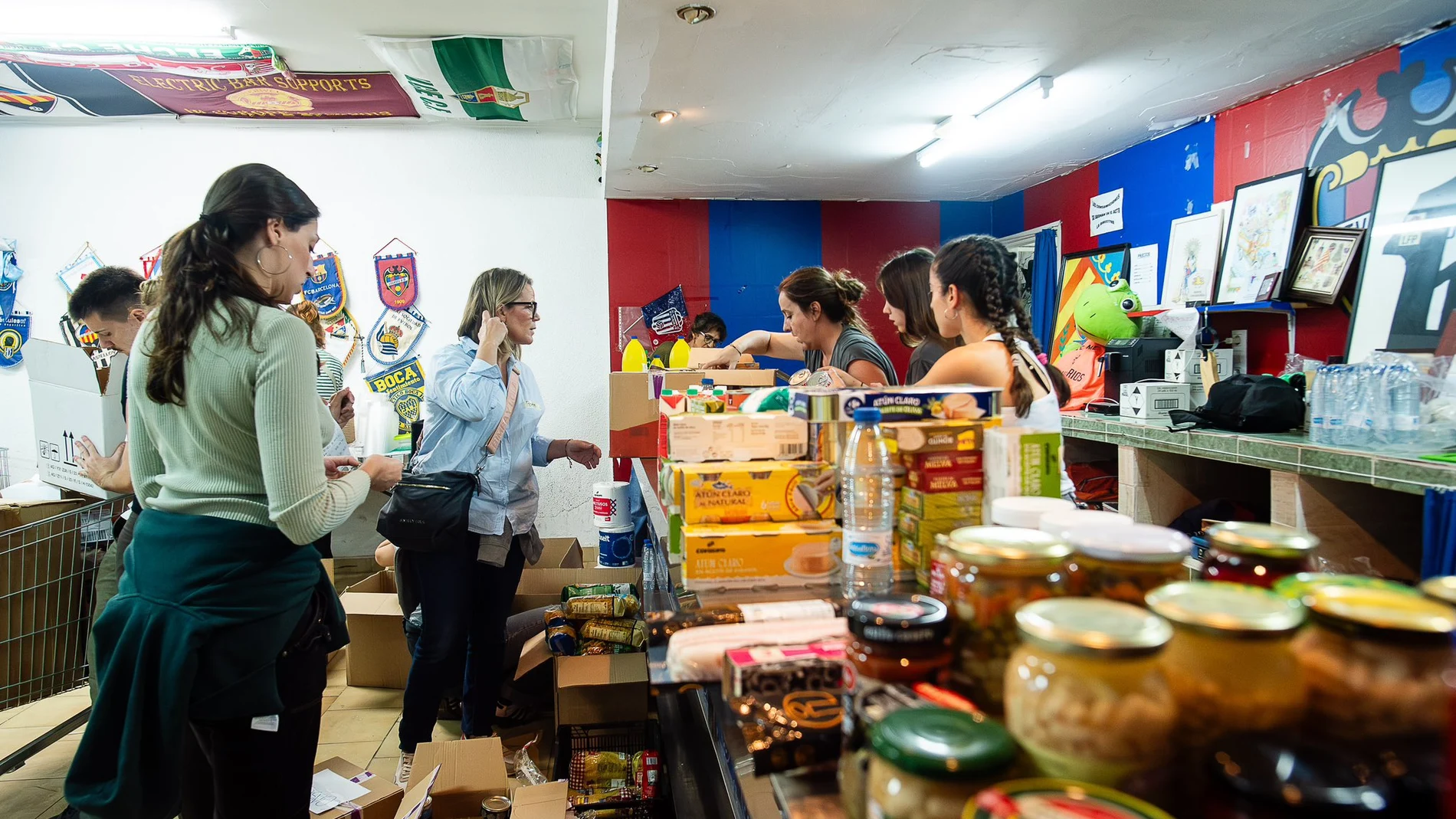 El Ciutat de Valencia, convertido en centro de recogida y cocina