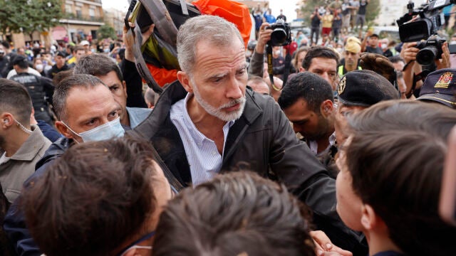 El Rey, en el centro de Paiporta