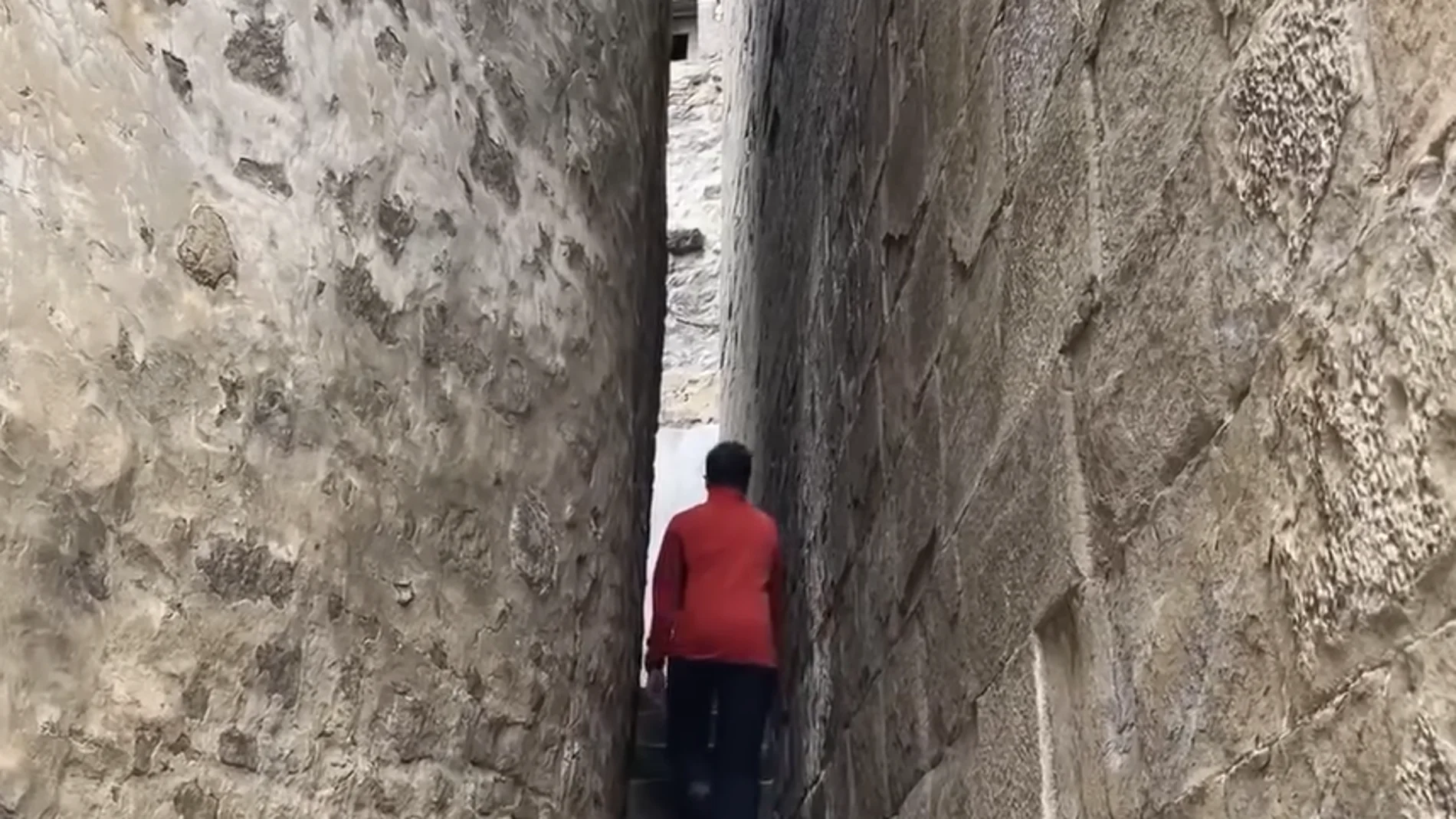 La calle más estrecha de toda España se encuentra en la provincia de Zaragoza