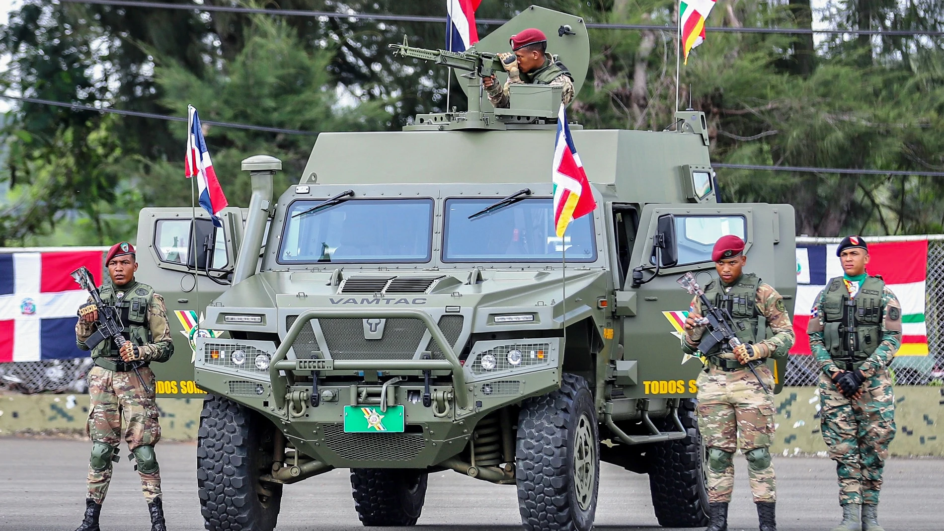 Vehículo Vamtac del Ejército de República Dominicana