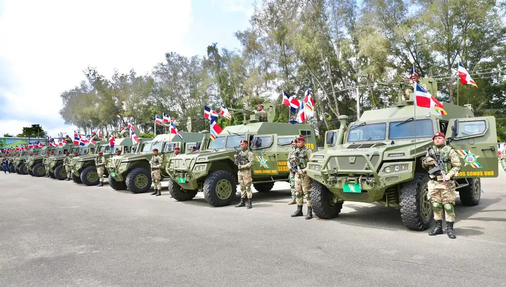 Vehículo todoterreno Vamtac del Ejército dominicano