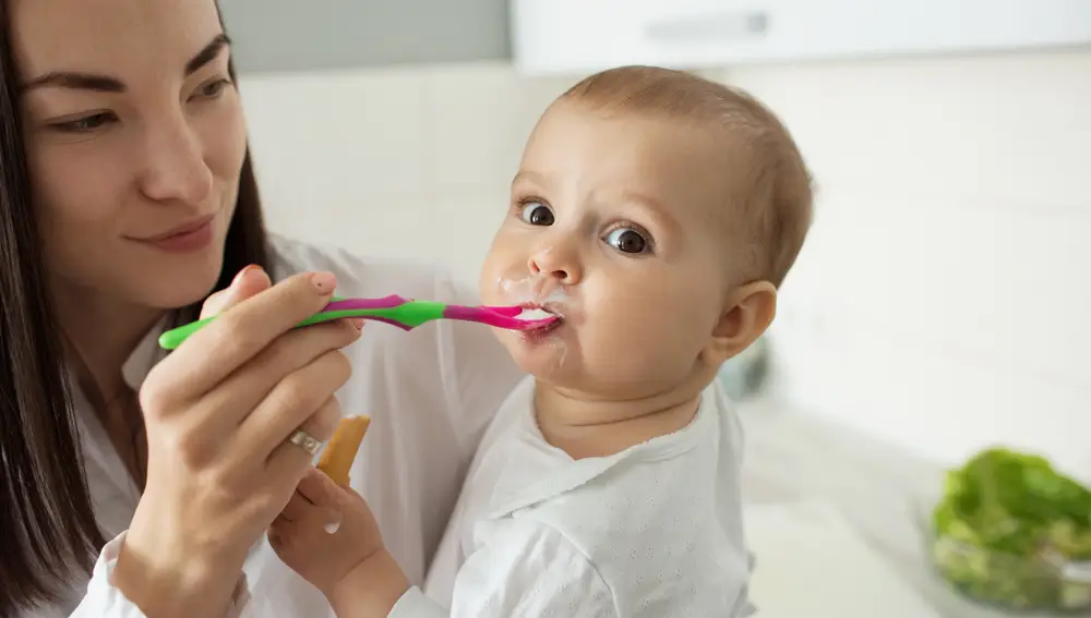 El alimento que tu bebé no puede comer hasta cumplir 2 años