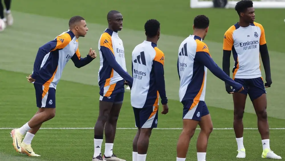 Jugadores del Real Madrid en un entrenamiento.