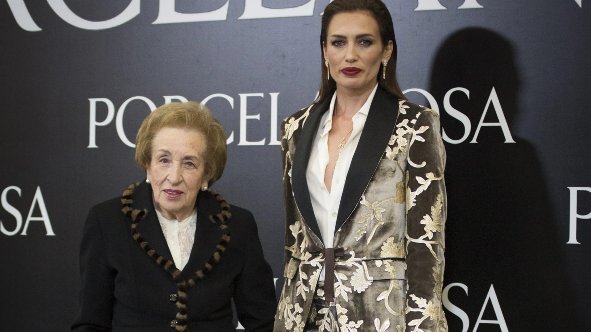 Asunción Manzanet y Nieves Álvarez