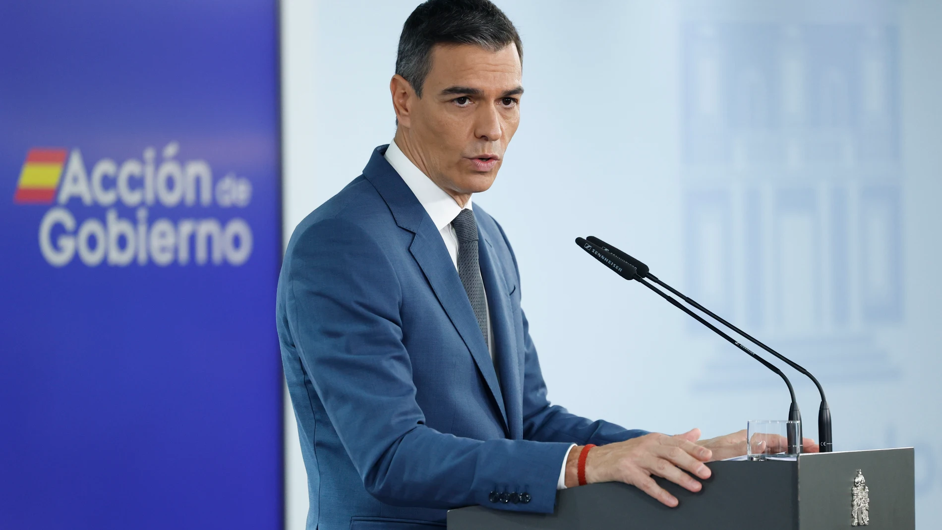 MADRID (ESPAÑA), 05/11/2024.- El presidente del Gobierno, Pedro Sánchez da una rueda de prensa tras el Consejo de Ministros celebrado en el palacio de La Moncloa en Madrid este martes. EFE/ Mariscal