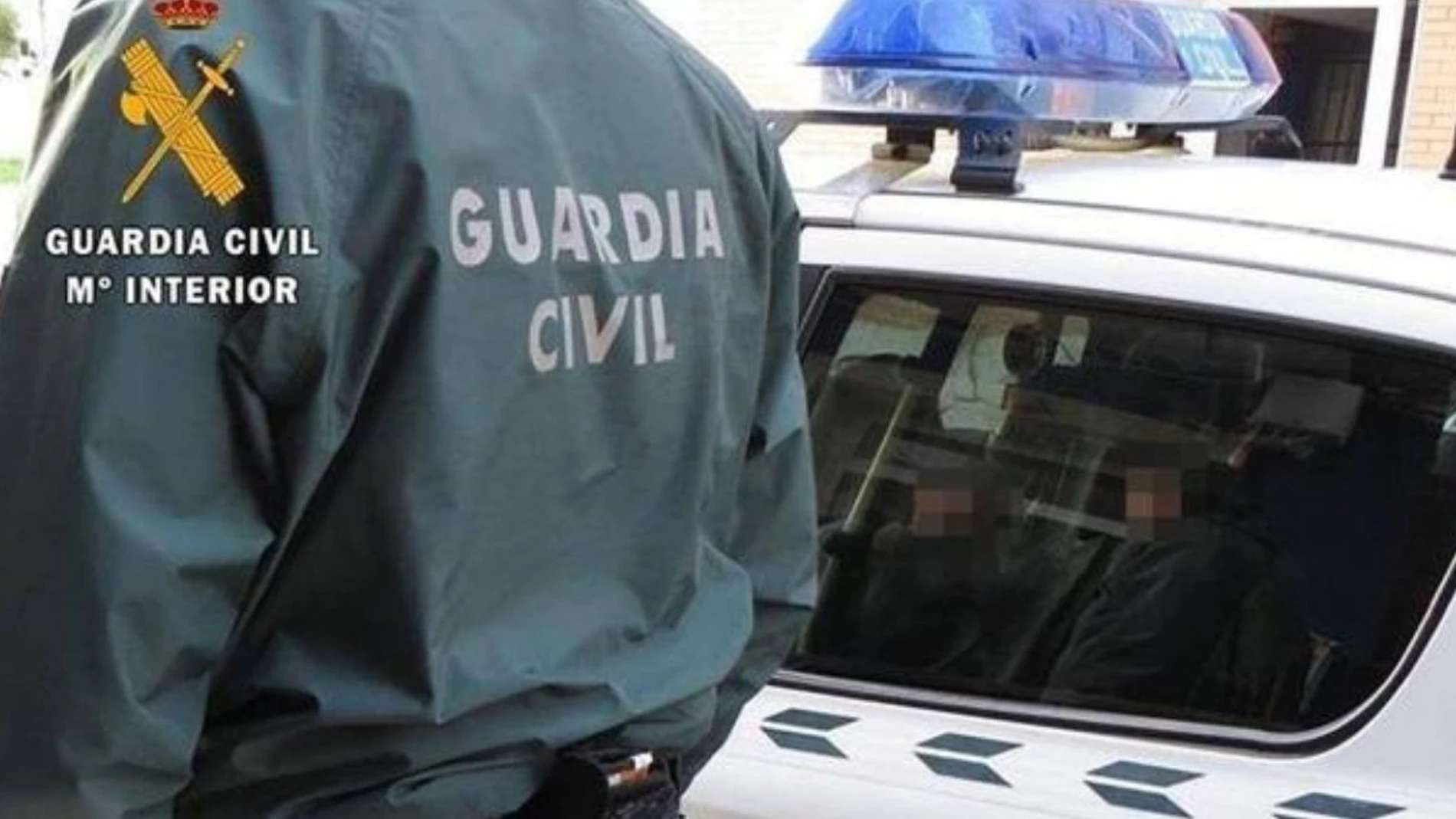 Agente de la Guardia Civil. REMITIDA / HANDOUT por Guardia Civil Fotografía remitida a medios de comunicación exclusivamente para ilustrar la noticia a la que hace referencia la imagen, y citando la procedencia de la imagen en la firma 05/11/2024