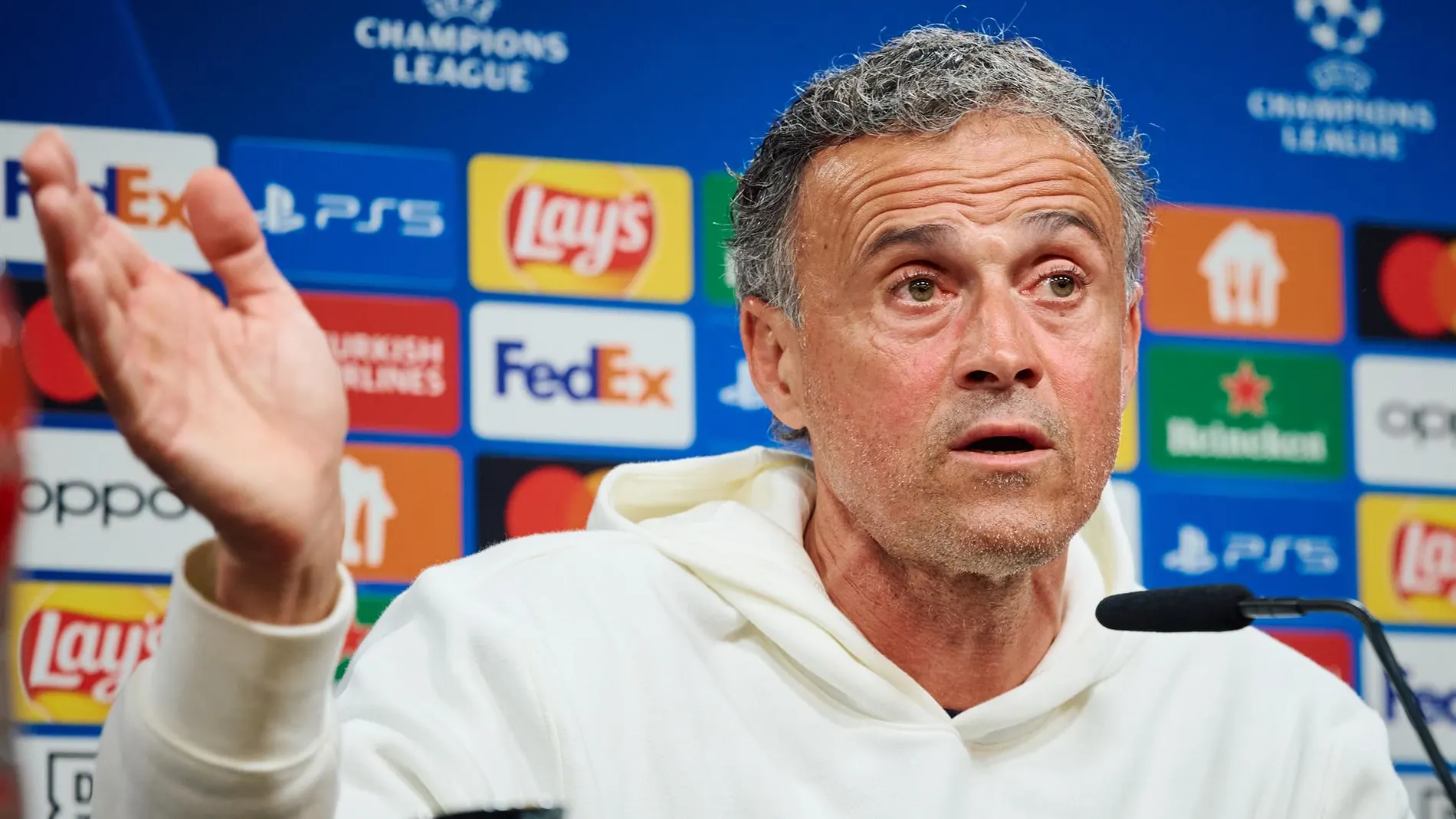 Fútbol/Champions.- Luis Enrique elogia a Simeone: "Cuando estás tantos años se nota que eres un entrenador increíble"