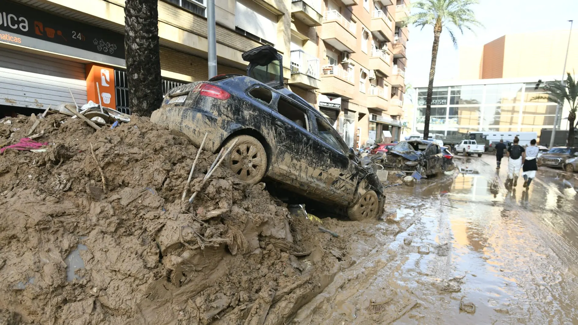 La devastación de la DANA todavía es visible en las calles de los 69 municipios arrasados