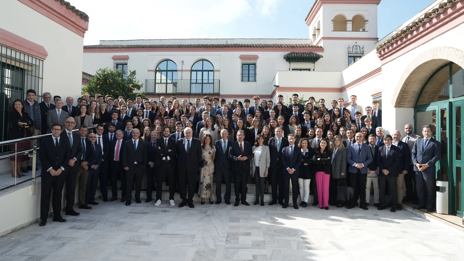 El Instituto de Estudios Cajasol celebra la apertura de curso 2024/2025