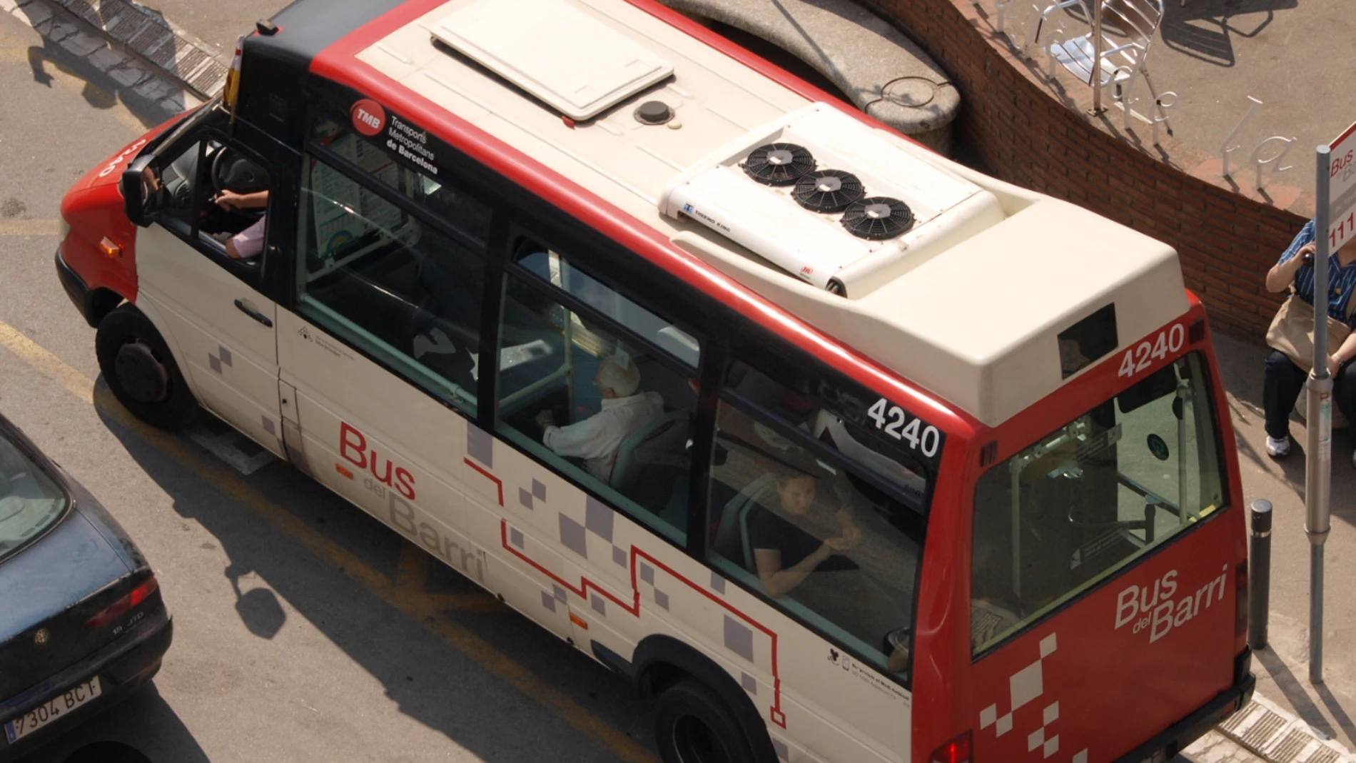 Barcelona convertirá un minibús de gasóleo en un vehículo con pila de hidrógeno