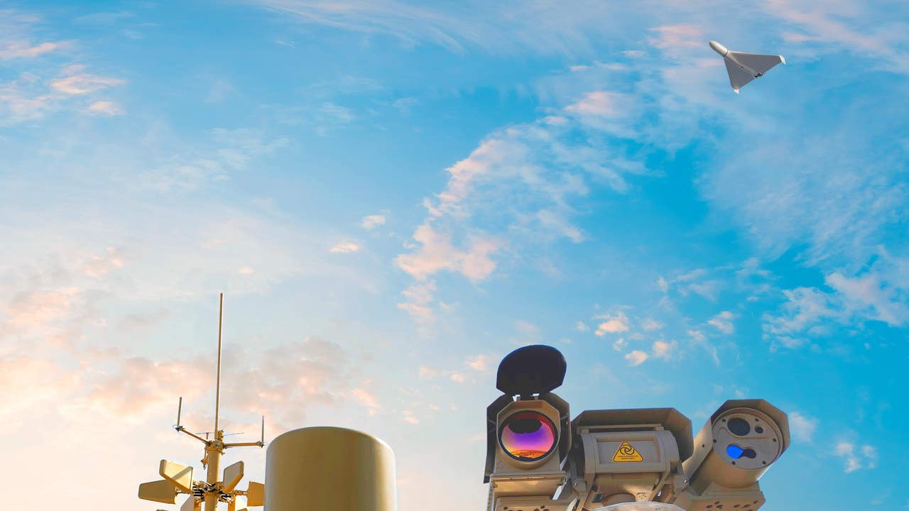 EE UU ya reparte kits antidrones en varias bases militares: esto es todo lo que contiene