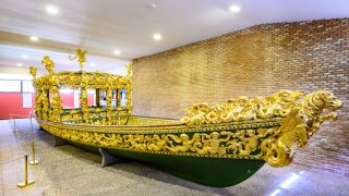 Las fal&uacute;as reales de Aranjuez: as&iacute; son las &laquo;carrozas n&aacute;uticas&raquo; del Tajo