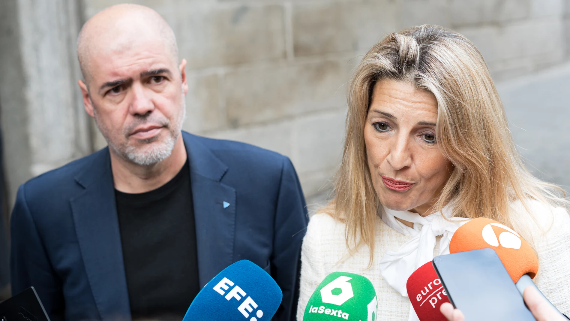 El secretario general de CCOO, Unai Sordo y la vicepresidenta segunda y ministra de Trabajo y Economía Social, Yolanda Díaz, ofrecen declaraciones a los medios a su llegada a las jornadas de CCOO y el SIMA sobre 'Los organismos autónomos de solución de conflictos', en el Instituto Nacional de Administración Pública, a 7 de noviembre de 2024, en Madrid (España). Las jornadas organizadas por CCOO y el SIMA son sobre 'Los organismos autónomos de solución de conflictos’. 07 NOVIEMBRE 2024;CCOO;E...