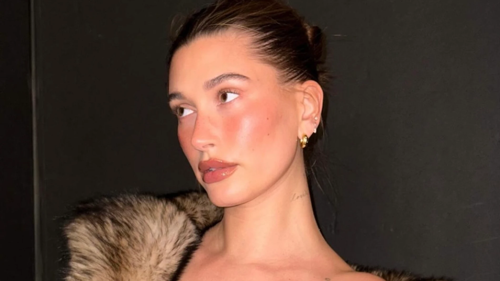Los labiales de ácido hialurónico son el secreto de las famosas para unos labios más gorditos.