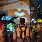 Los bomberos zaragozanos ayudan en Valencia a retirar casi 5.000 coches afectados en La Torre