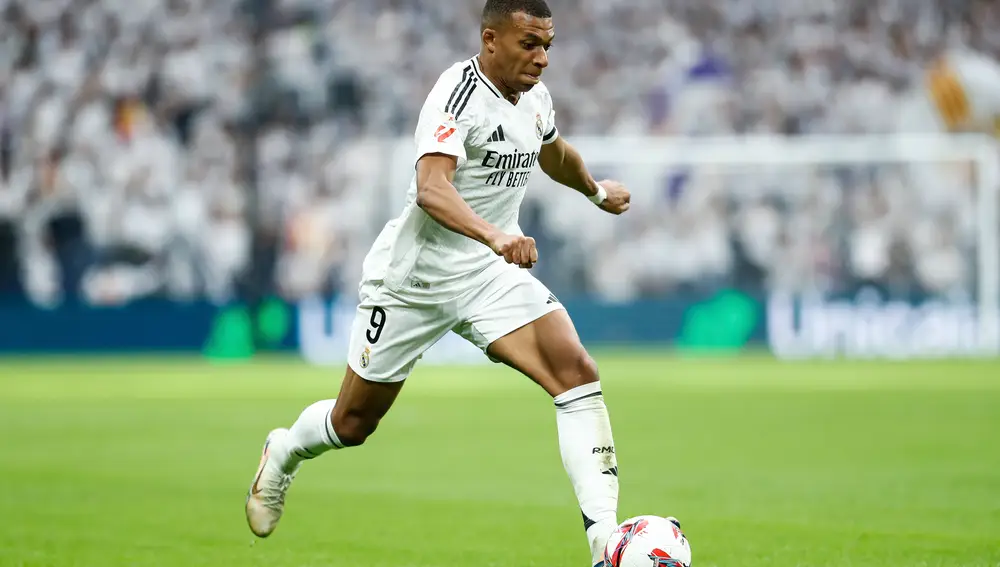 Real Madrid v CA Osasuna - LaLiga EA Sports