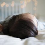 Investigadores aseguran que los niños con un horario de sueño constante tienen una mejor actitud y comportamiento